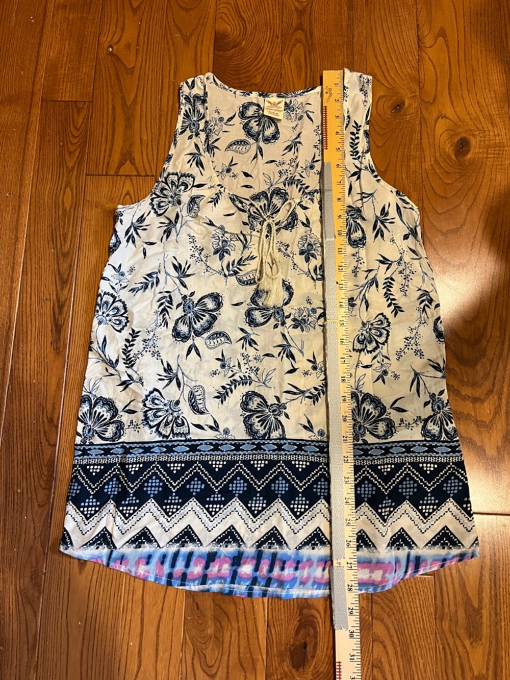 Faded Glory boho style white Top with Blue Floral Print size S(4-6) - Picture 9 of 14